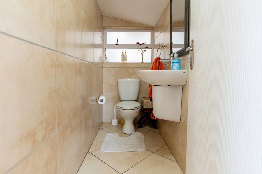 3 Bedroom Property for Sale in Laaiplek Western Cape